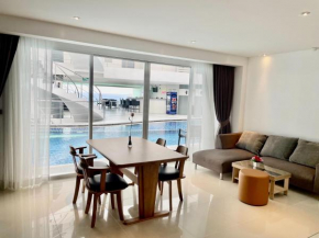 B12a Pool Access partial Seaview 2brs 1bath Karon